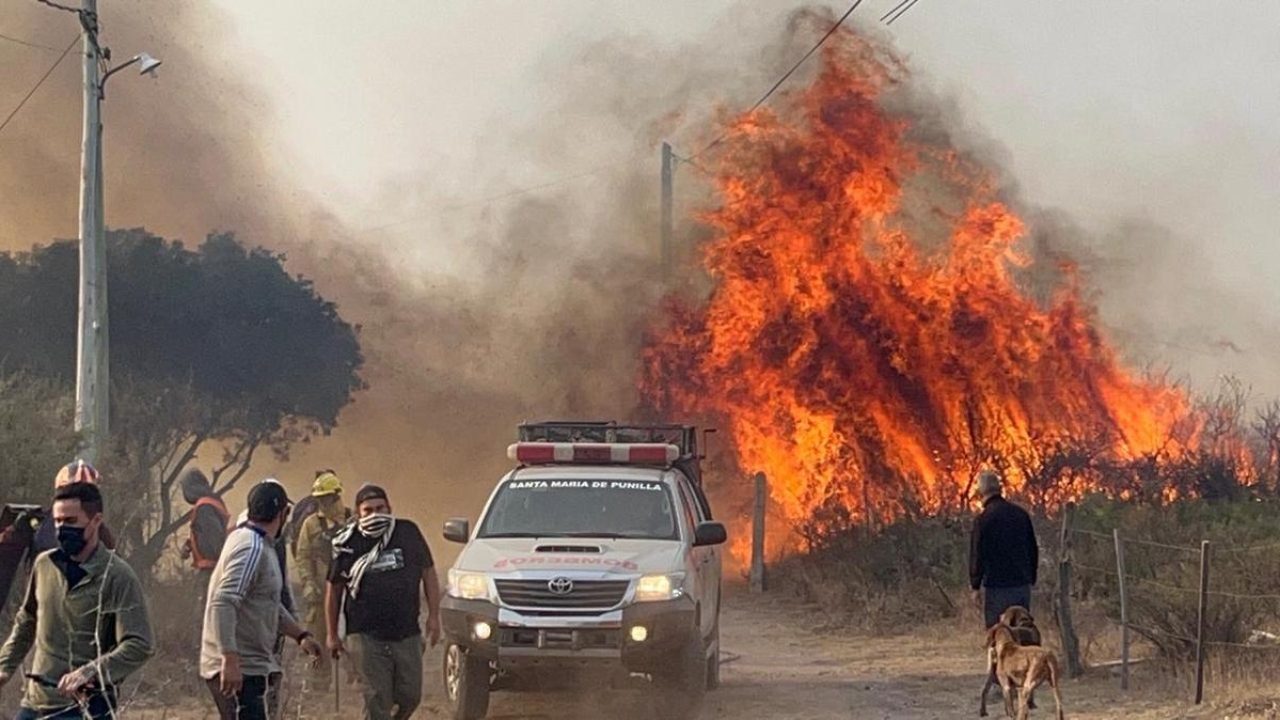 Córdoba sigue en situación crítica: incendios forestales y 4 sismos en 48 horas