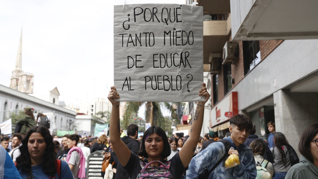 El Gobierno cuestionó la marcha universitaria: “Responde a intereses políticos”