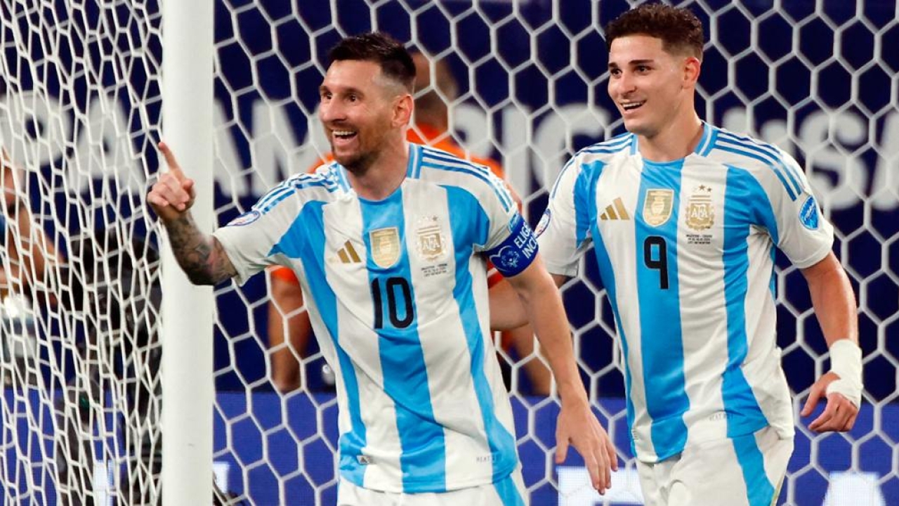 Sin “Dibu” Martínez y con el regreso de Messi, Scaloni confirmó la lista de la Selección Argentina