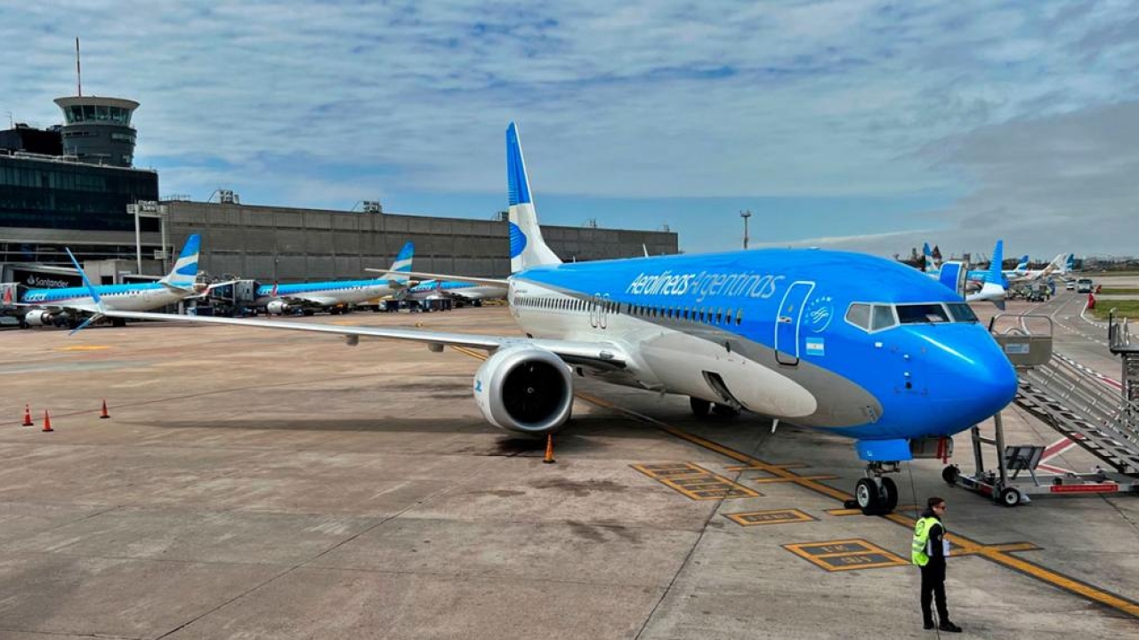 La Justicia ordenó la reincorporación de pilotos despedidos por Aerolíneas Argentinas