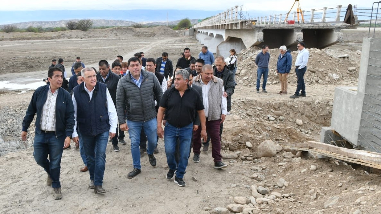 Tafí del Valle: Jaldo recorrió las distintas obras que se realizan en los valles calchaquies