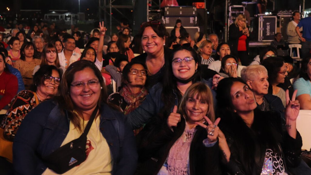 Banda del Río Sali: Gran festejo por el &quot;Día de la Madre&quot;