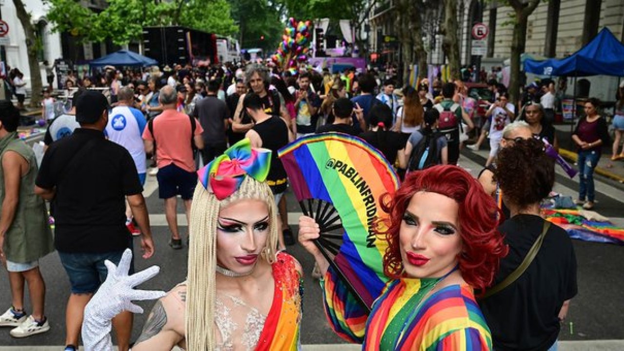 La Marcha del Orgullo LGBTIQ+: “Los discursos de odio del gobierno también matan”