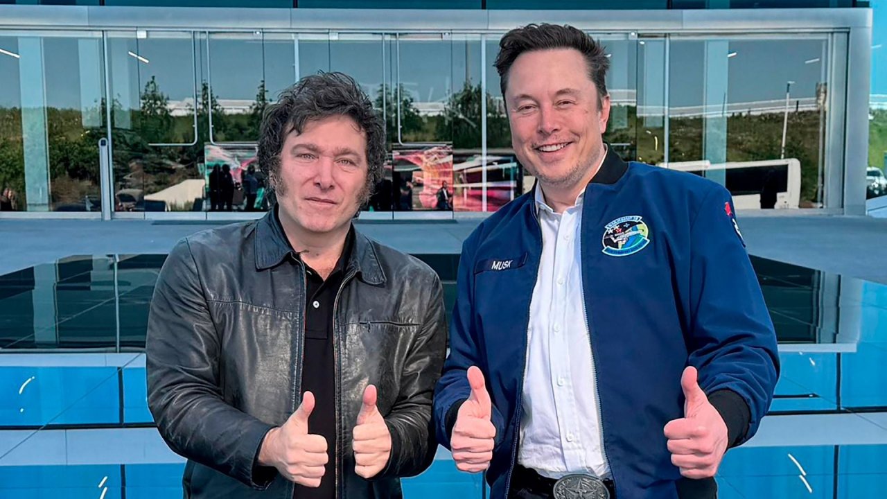 Milei aseguró que: &quot;Trump quiere a Elon Musk para replicar el modelo de la motosierra&quot;