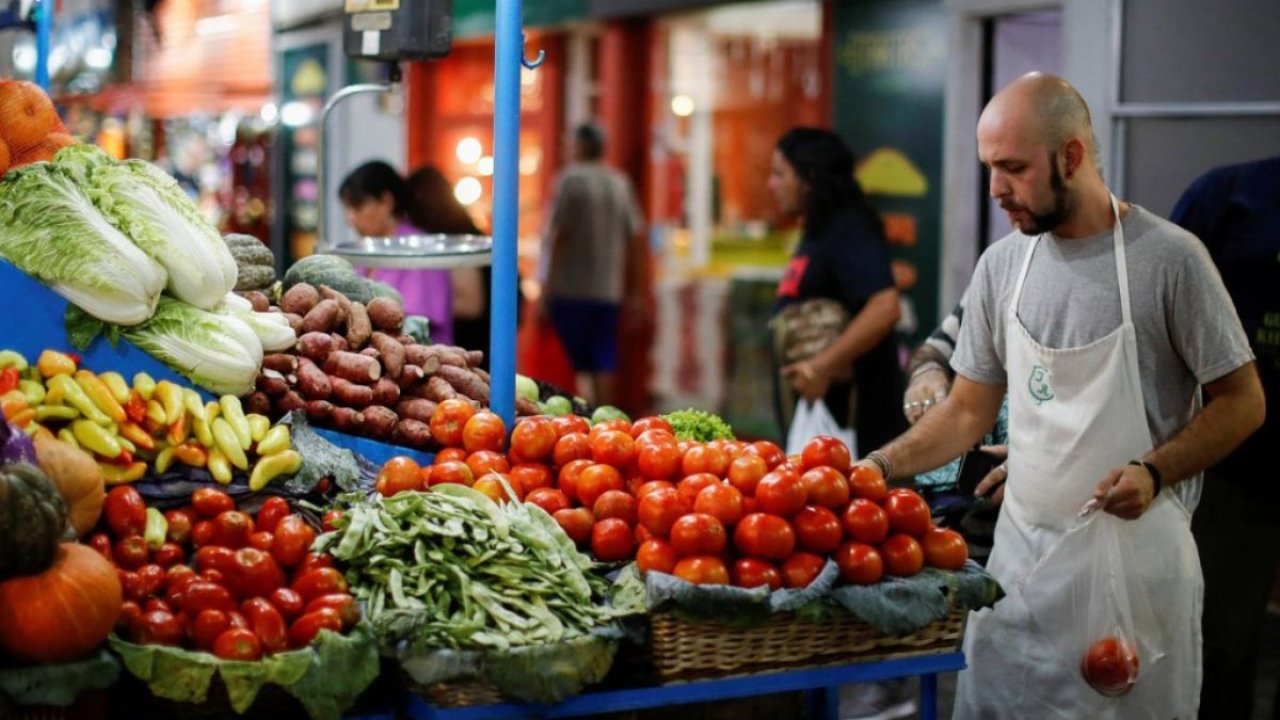 Los precios de los agroalimentos se multiplicaron 3,5 veces del campo a la góndola durante octubre