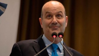 Federico Sturzenegger aseguró que el Gobierno privatizará el Correo Argentino