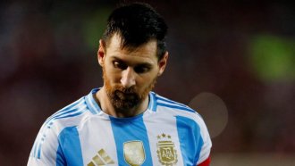 El enojo de Messi con el árbitro tras la derrota ante Paraguay