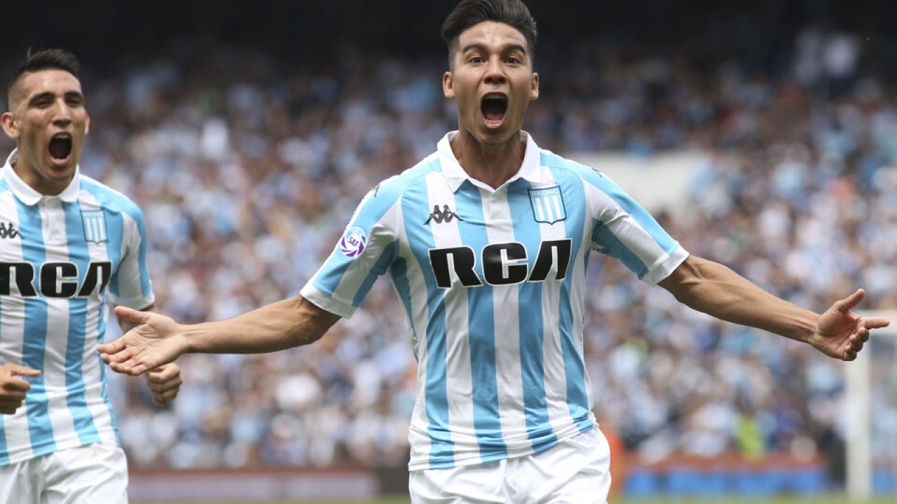 Racing dio vuelta el partido ante San Lorenzo y terminó ganando 2 a 1 con dos goles de Federico Mura