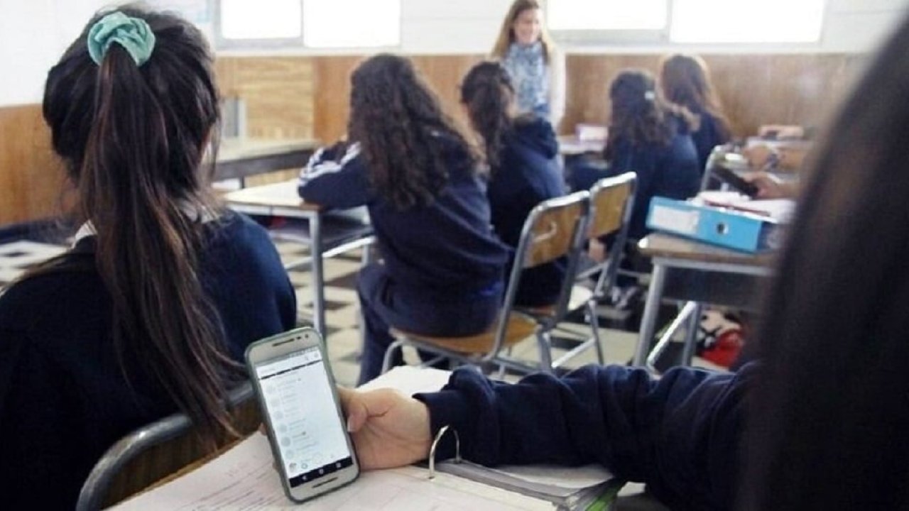 Buen resultado en las escuelas luego de retirarse los celulares en los alumnos