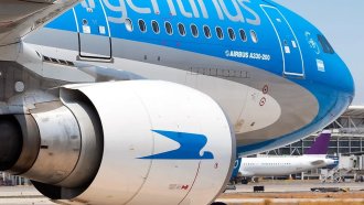 El Gobierno trataría la privatización de Aerolíneas Argentinas en sesiones extraordinarias