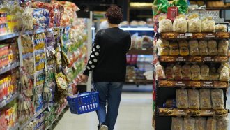 Inflación: Diciembre comenzó con una suba en el precio de los alimentos y bebidas 