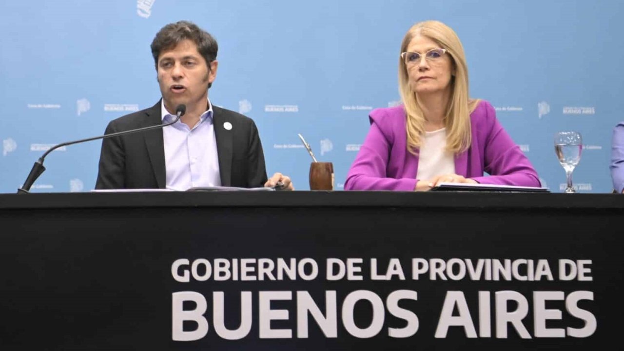 Kicillof anunció que la provincia de Buenos Aires buscará hacerse cargo de Aerolíneas