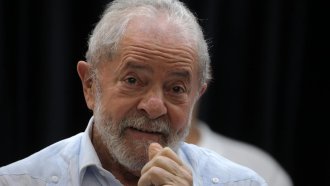 Lula fue internado de urgencia por una hemorragia intracraneal