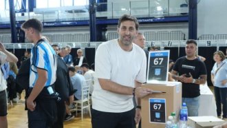 Una jornada histórica para Racing: Diego Milito es el nuevo presidente