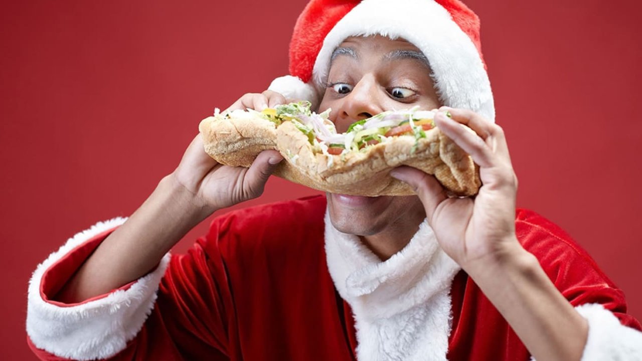 8 consejos para evitar los excesos de las comidas en Navidad