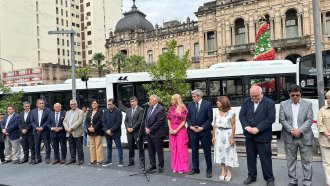 El Gobierno presentó las nuevas unidades de colectivos 