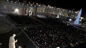 El papa Francisco abrió la Puerta Santa de la Basílica de San Pedro e inauguró el “Año Santo 2025″