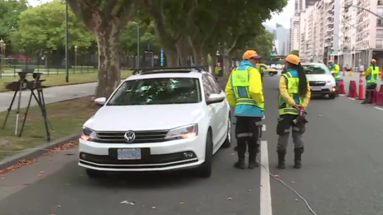 Recoleta: Un conductor de un auto diplomático de la embajada de Rusia se negó a realizar el control de alcoholemia 