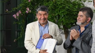 Acevedo participó de la presentación del libro "De La Nada a La Gloria" en honor al maestro Avelino