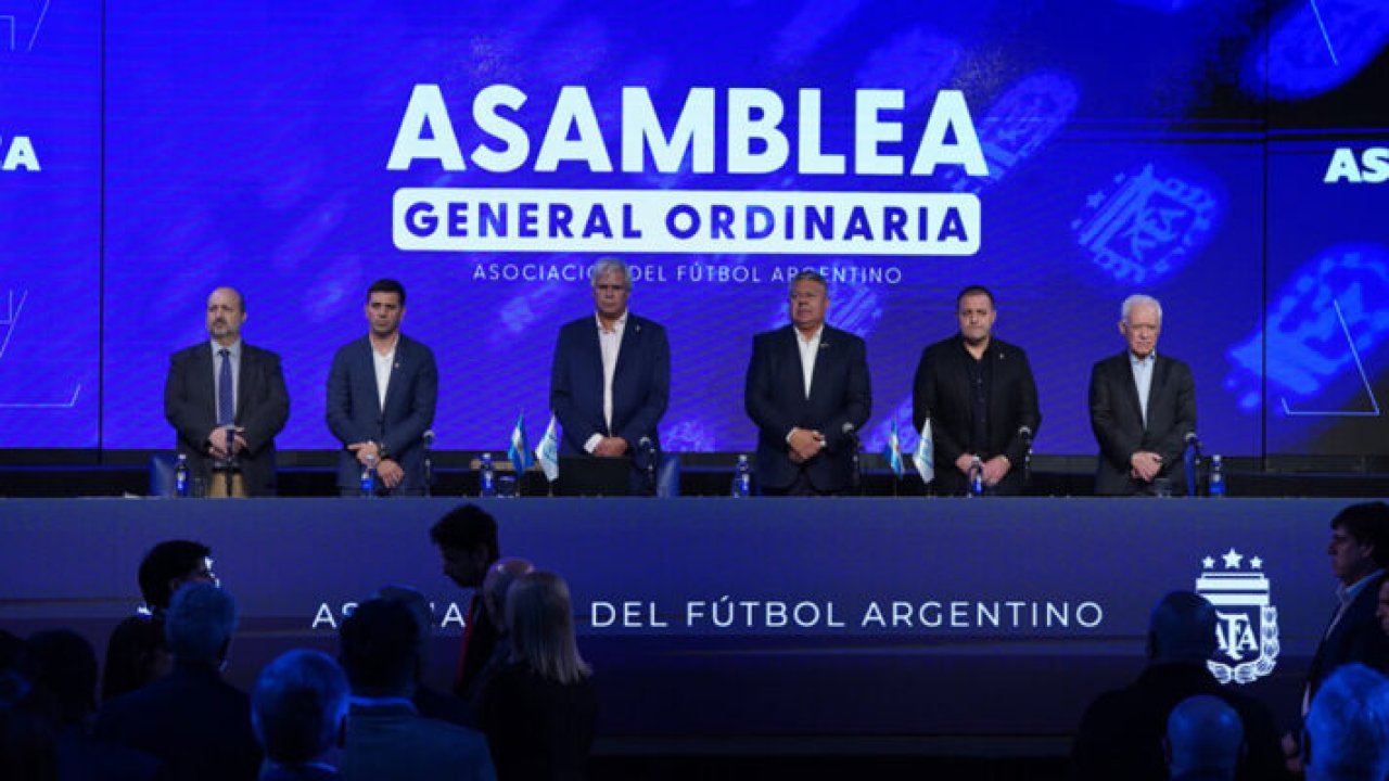 Los torneos que se disputarán en el fútbol argentino en 2025