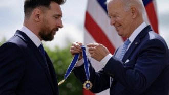 El presidente Joe Biden otorgará a Lionel Messi la "Medalla Presidencial de la Libertad"