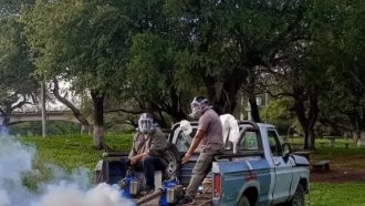 Trancas: Continúan las tareas de fumigación en el Balneario El Boyero 