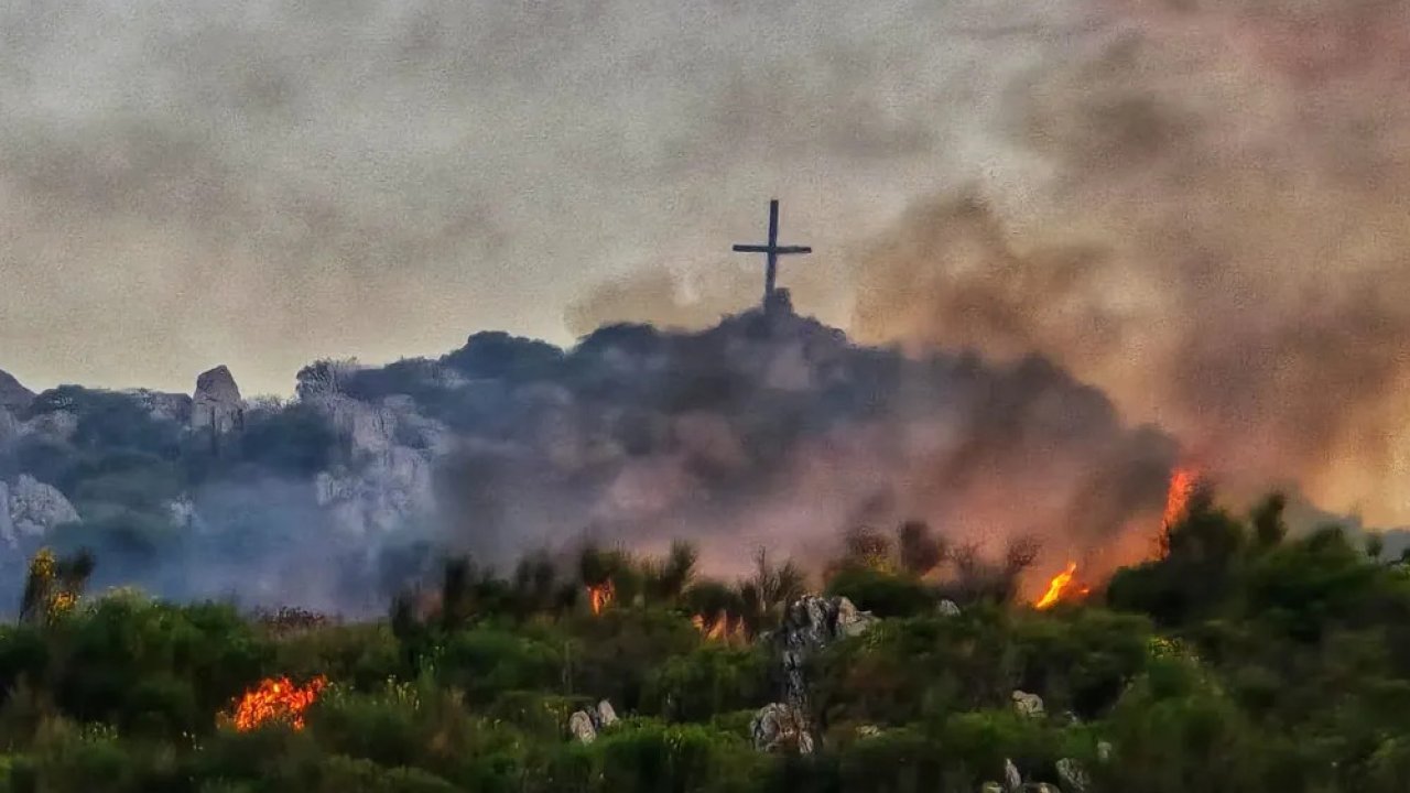 Incendio en Tandil: Los bomberos lograron contener el fuego 