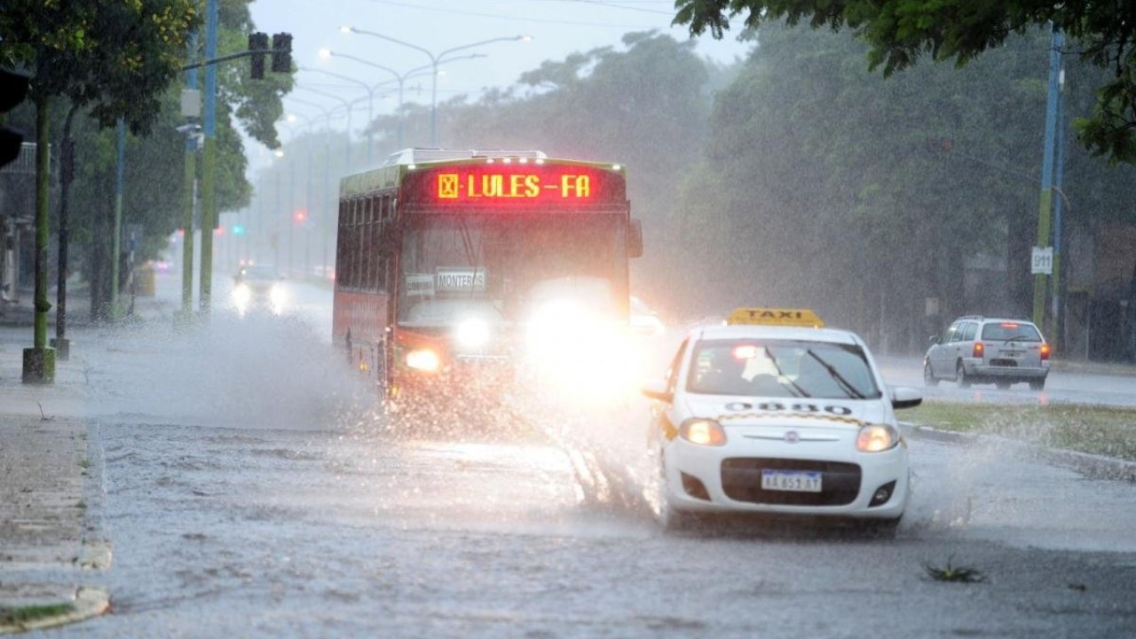 Alerta naranja para Tucumán por fuertes tormentas 