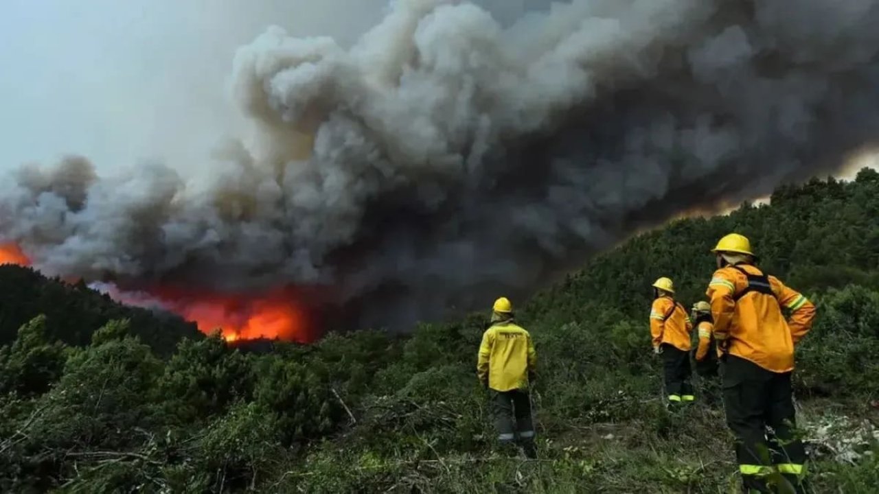 Incendio en Nahuel Huapi: ya son más de 7.000 las hectáreas afectadas