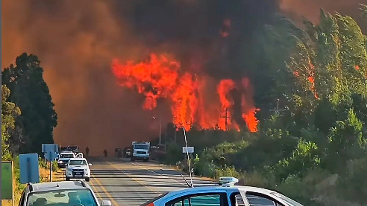 El incendio en El Bolsón afecta a más de 1600 hectáreas