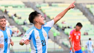 Gran triunfo de Argentina frente a Chile en el Hexagonal final