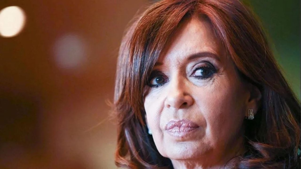 Cristina Kirchner denunciada por fraude por cobro indebido de zona austral