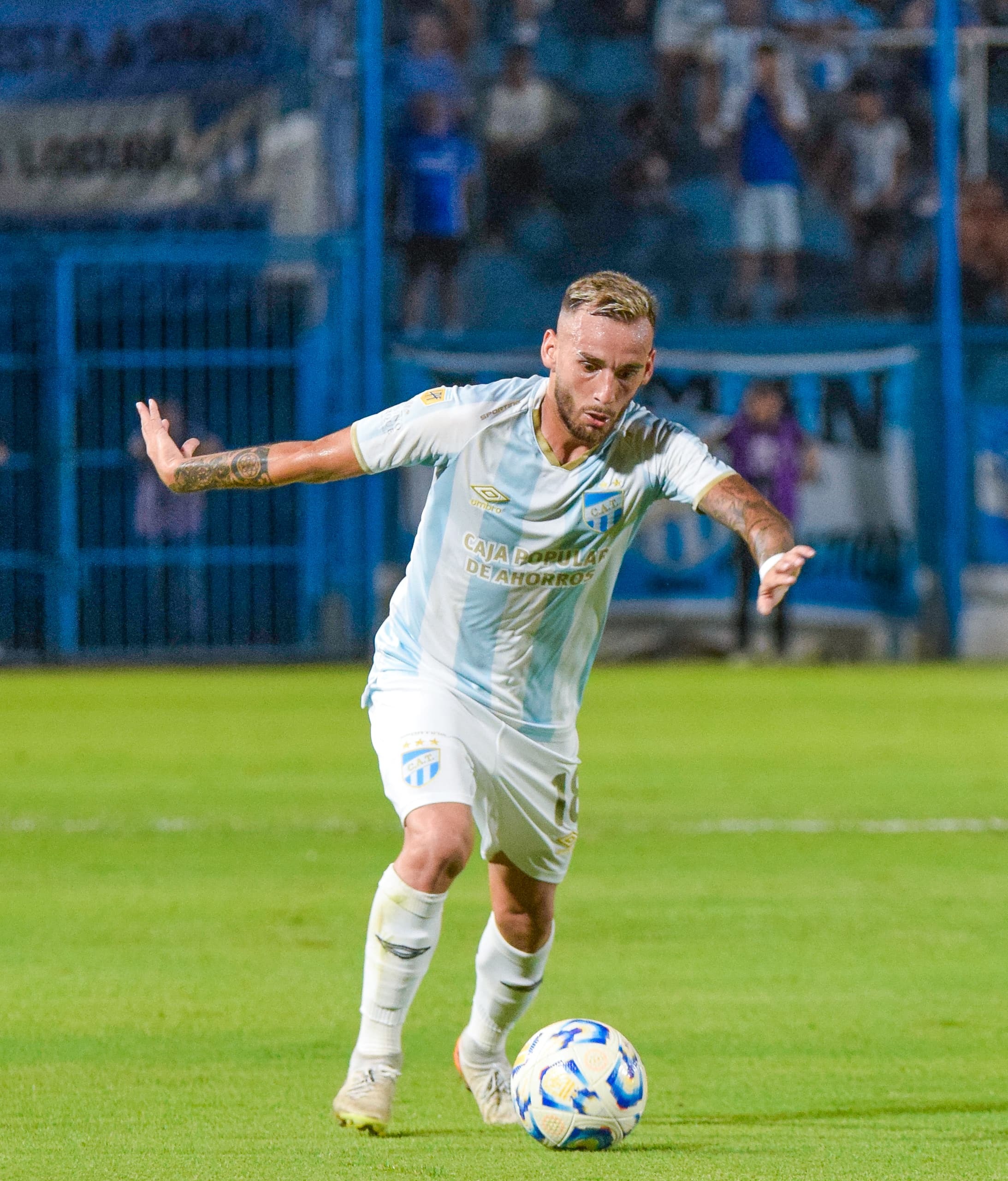 Dieron a conocer la lesión que sufrió Renzo Tesuri en el partido ante Riestra