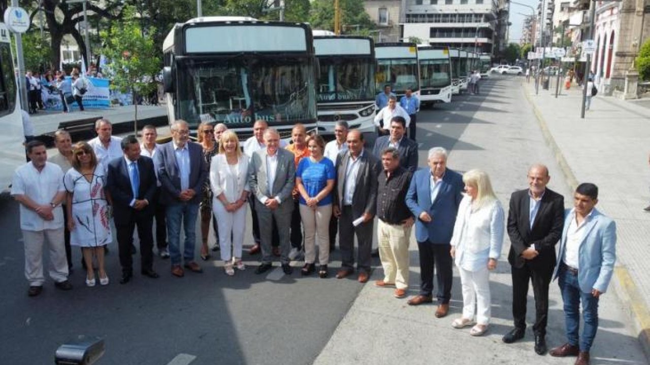 Desde hoy, Tucumán cuenta con 28 unidades nuevas de colectivos 