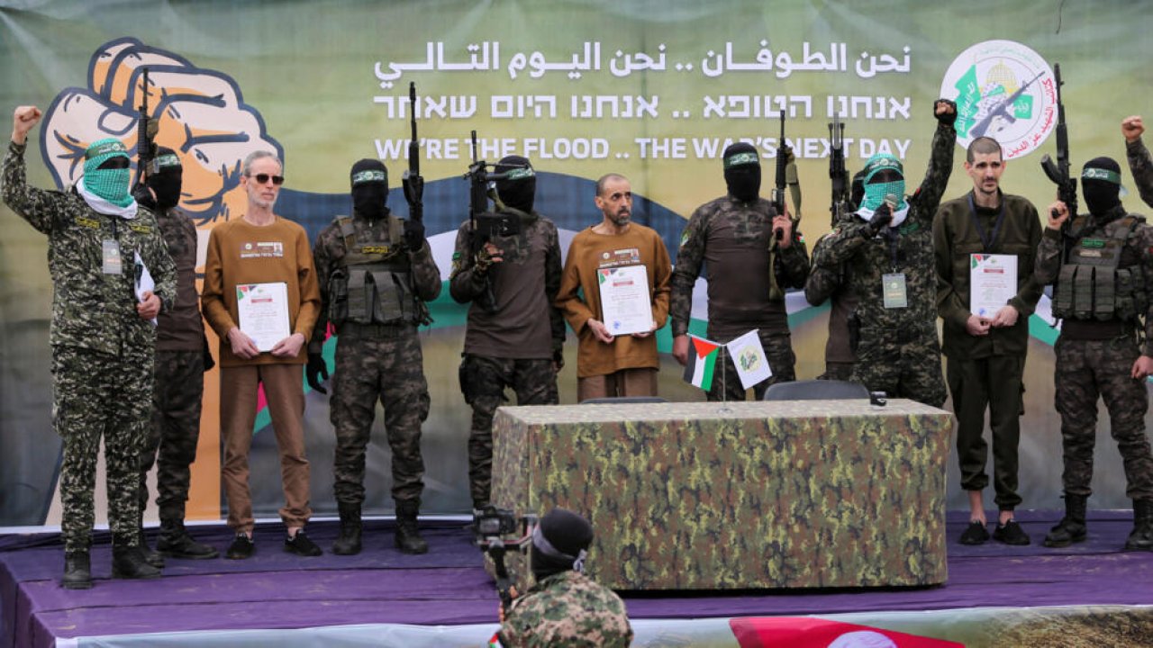 Hamas suspendió la liberación de rehenes israelíes hasta nuevo aviso