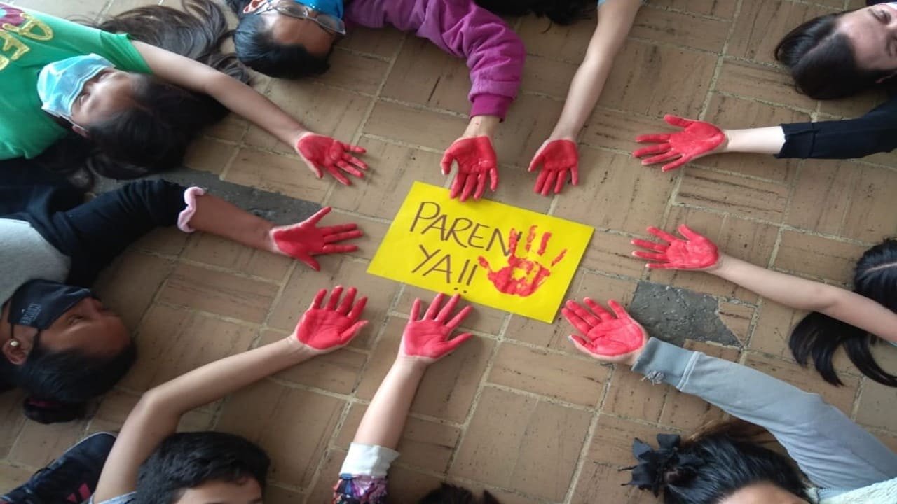 ¿Qué es y por qué conmemoramos hoy el Día Mundial de las Manos Rojas?