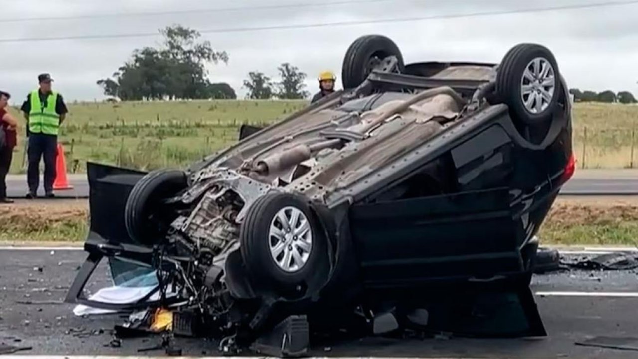 Trágico accidente en Uruguay: Fallecen dos turistas argentinos 