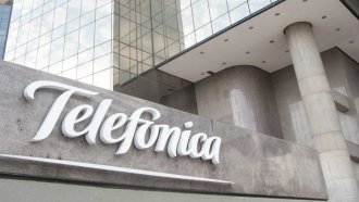 El Gobierno Nacional se opone a la compra de Telefónica por parte del Grupo Clarín