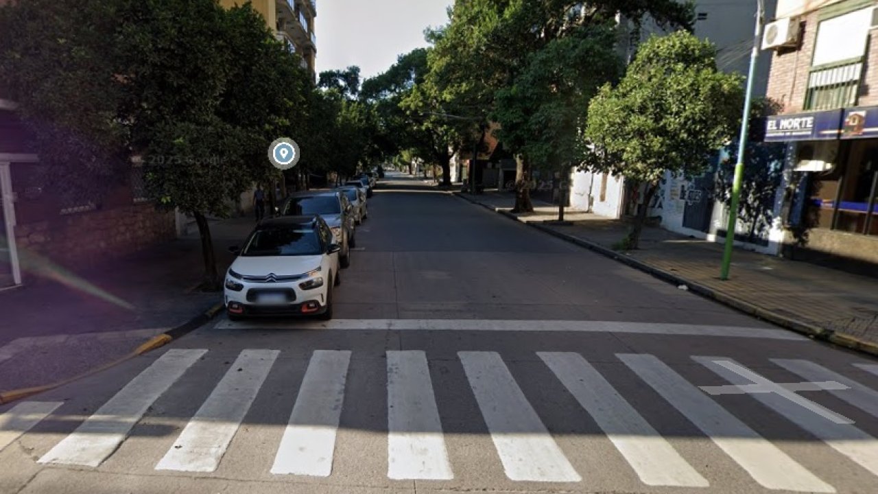 Intentó robar un celular, arrastró al hombre con la moto y terminó aprehendido