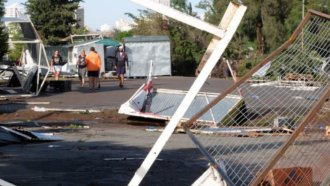 Catástrofe natural casi sin precedentes en Bahía Blanca: 10 muertos y más de mil evacuados 