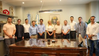 Rossana Chahla recibió a empresarios chinos fabricantes de vehículos eléctricos