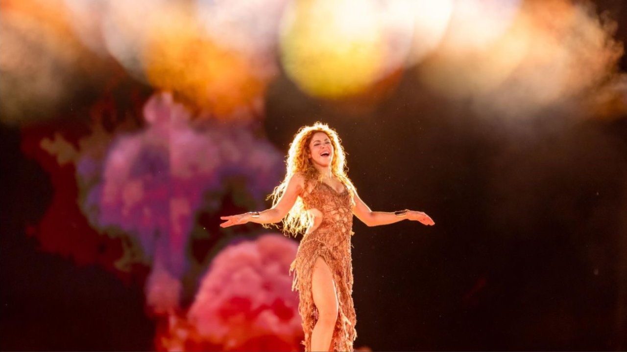 Shakira cerró su gira con talento y baile