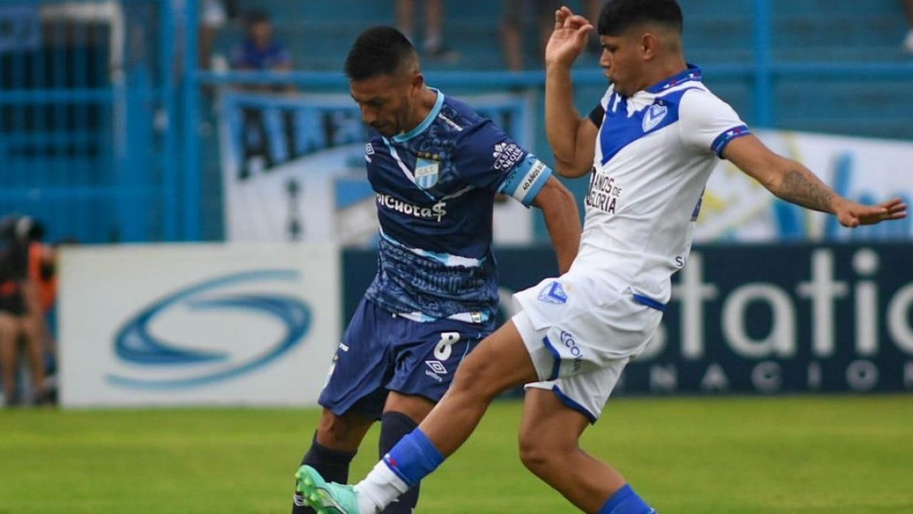 El Decano busca recuperarse esta noche ante Vélez Sarsfield