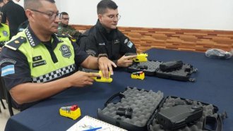 La Policía se capacita en el uso de Pistolas Taser 