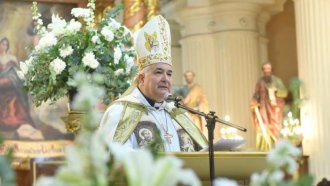 El Obispo invitó a los tucumanos a &quot;dejarse abrazar por el amor de Jesús&quot;