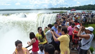 Se movilizaron más de un millón de turistas durante el fin de semana largo