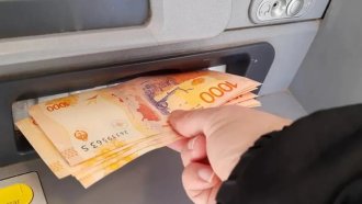 Continúa el pago de sueldos a empleados estatales en Tucumán
