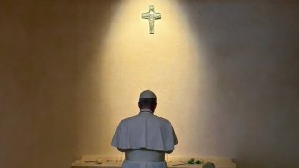 El Papa León XIV visitó la tumba de Francisco