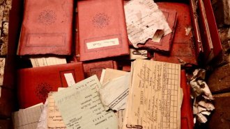 Descubren cajas con material de propaganda nazi que estaban en la Corte Suprema