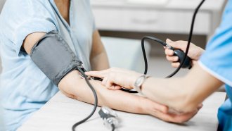 Enfermería: el arte de cuidar con ciencia y corazón